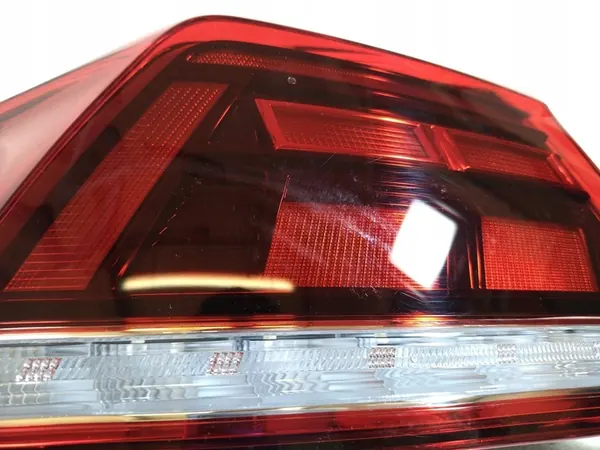 Luz trasera izquierda VW Passat B8 2015+ Sedan OEM 3G5945095J image 3