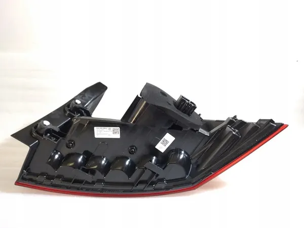 Luz trasera izquierda VW Passat B8 2015+ Sedan OEM 3G5945095J image 5