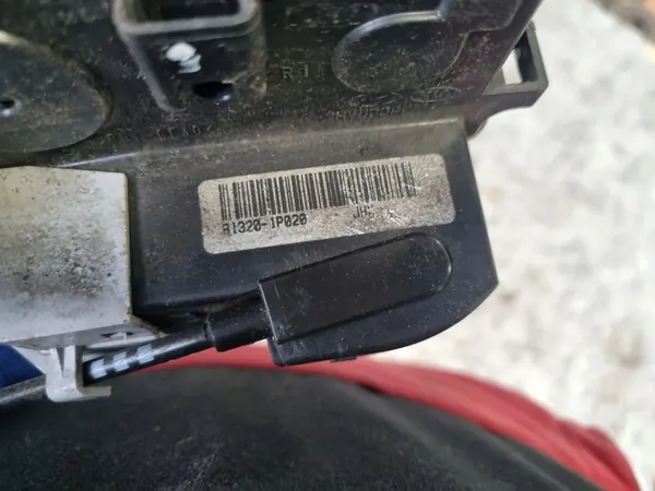 Kia Dörrlås Fram Höger 81320-1P020 image 5