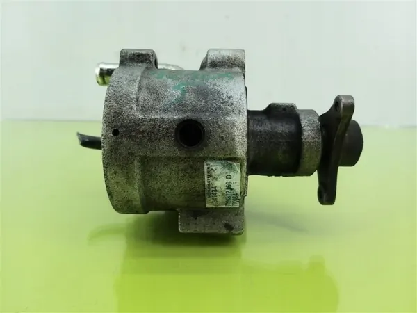 Pompe de direction assistée Volvo OEM 7700872160D - Occasion image 6