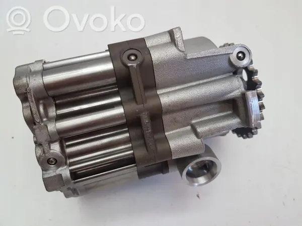 Bomba de aceite Mercedes OEM A6541801900 - Usada image 7