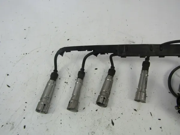 Bobine d'allumage OEM AK-6-82473 pour VW Polo 3 image 5