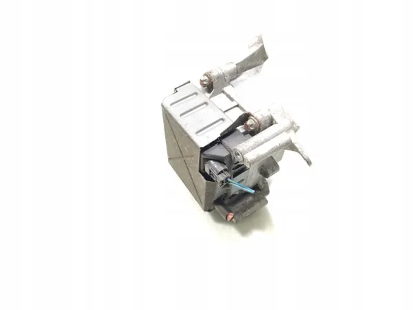 Soupape de refroidissement Mercedes-Benz OEM A6111500304 image 4
