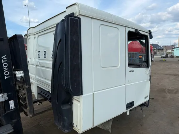 Cabina DAF OE para XF 2020 - Estado usado image 4