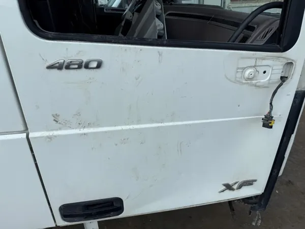 Cabina DAF OE para XF 2020 - Estado usado image 5