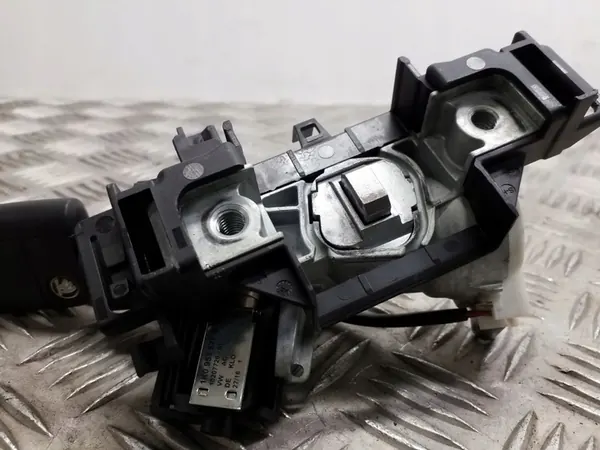 Sytytyskytkin avainlisäosa Skoda Superb OE 1K0905851 image 4