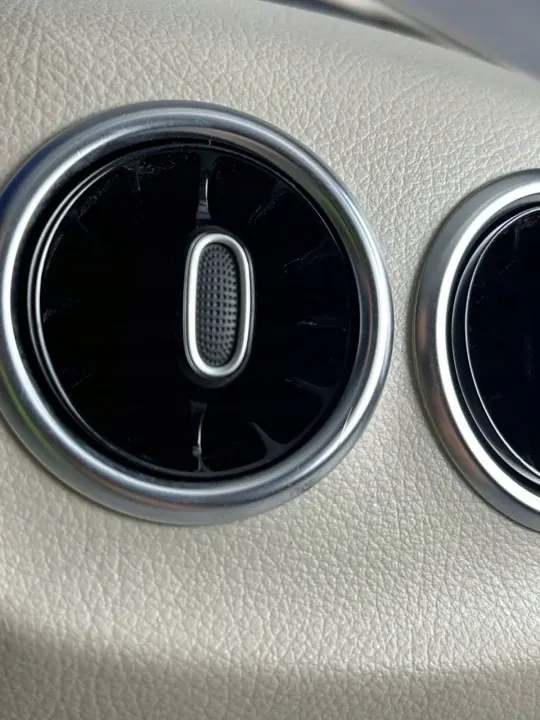 Mercedes GLA H247 Tunnel-Lüftungsgitter hinten OEM 0524710004 image 5