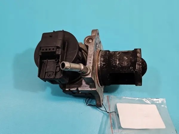 Válvula EGR Mercedes CLS II C218 3.0 CDI A6421401060 image 9