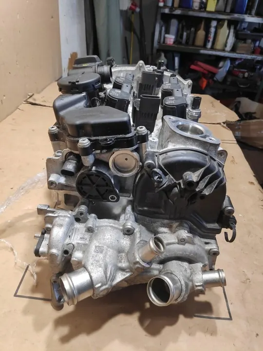 Cabeza de motor 1.5 TSI DFY Volkswagen Golf VIII image 3