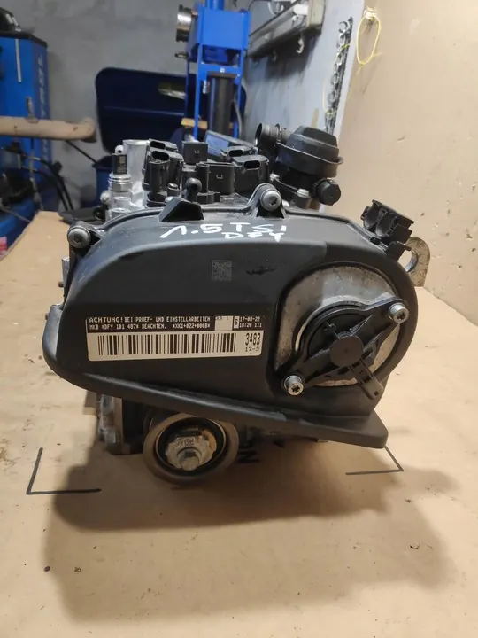 Cabeza de motor 1.5 TSI DFY Volkswagen Golf VIII image 9