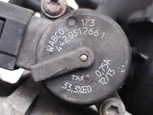 OEM 4430201901 Compressor suspensão ar Mercedes-Benz Classe S image 6