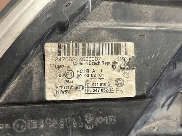 Oikea etuvalaisin Skoda Octavia II image 6