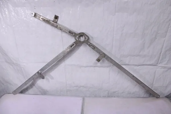 Support arrière droit Porsche Panamera II 971 image 1