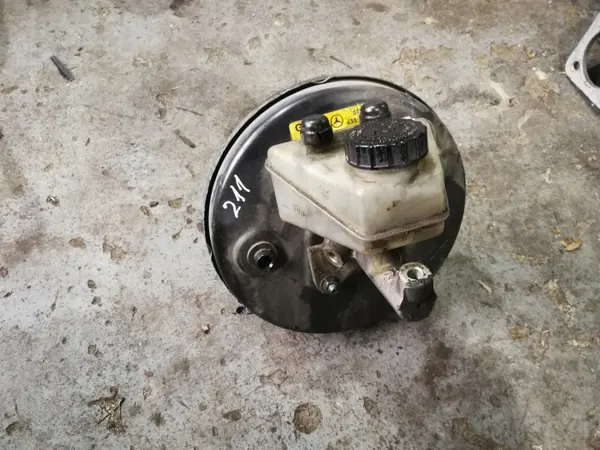 Mercedes Servo Pump Reservoir W201 190E (211) image 2