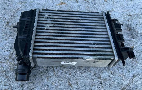 Intercooler OEM 144961019R pour Renault Clio V image 3