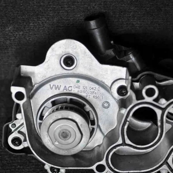 Pompa acqua Audi A3 (8V1, 8VK) 1.4L 04E121042C image 4