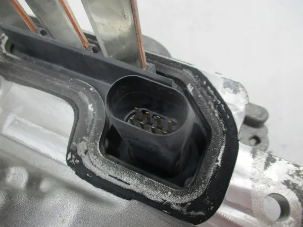 VW ID.4 Omvormermodule OEM 1EA907121C - Gebruikt image 4