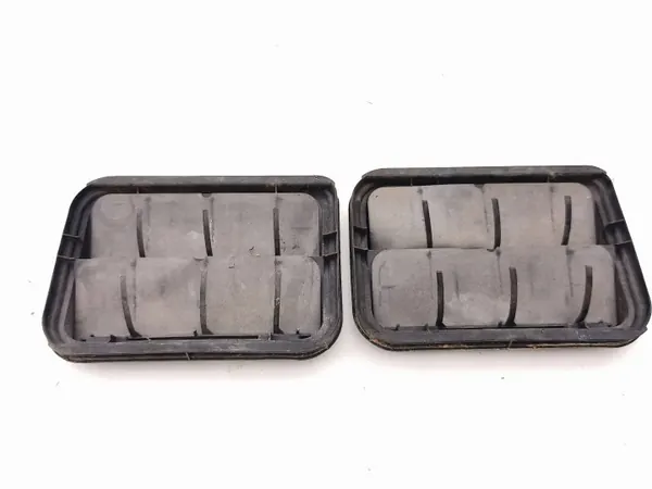 Nissan 350Z Ventilationsgallret OEM 7700838358 - Begagnad image 5