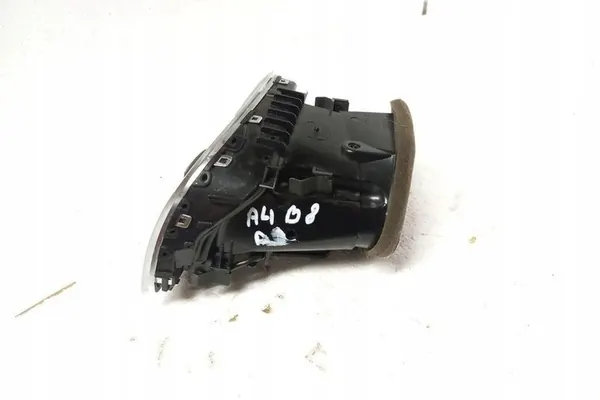 Dashboard Luchtventielen AUDI A4 2.7L diesel 2010 OEM image 3