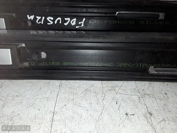 Barres de toit Ford Focus 2012 BM51N55122AC BM51N55123AC image 8