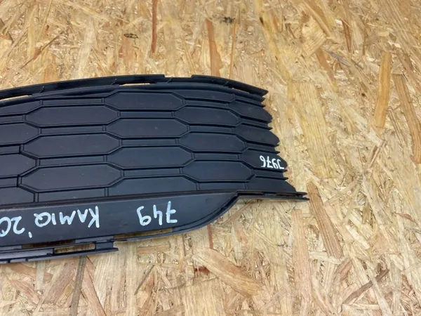 Frontstoßstangengrill links OEM 658807367 für Skoda Kamiq image 6