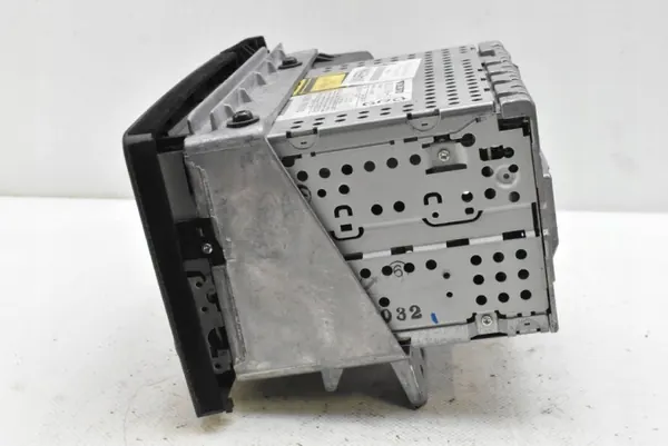 OEM 8633166-1 Radio CD Cassette RDS pour Volvo S60 image 3