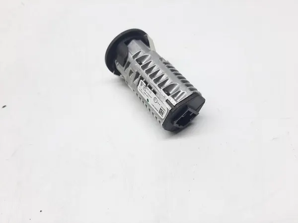 Prise de Chargement USB PORSCHE MACAN 95B035222 image 4