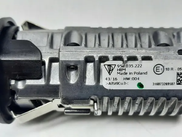 Prise de Chargement USB PORSCHE MACAN 95B035222 image 5