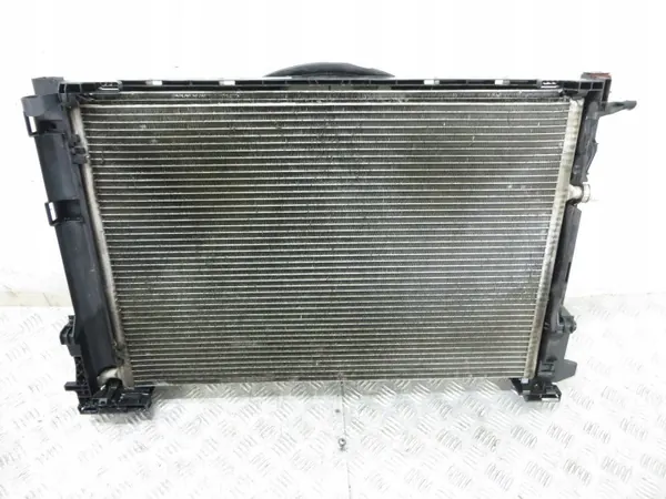 Kühlerlüfter Mercedes W205 2.0 CGI OEM 167/085 image 9