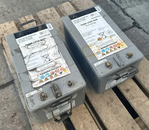 Batterie Mercedes OEM A0029824408 12V 220Ah AGM image 5