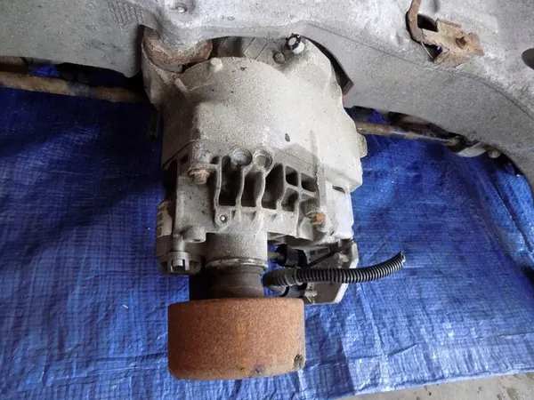 VOLVO XC70 II 2.4 D5 Pièces de Suspension image 6