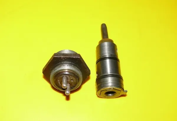 Capteur de pression boîte OEM 0035458114 pour Mercedes image 3