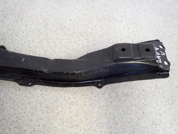 Toyota RAV4 I 94-99 Motorlängsträger OEM image 3