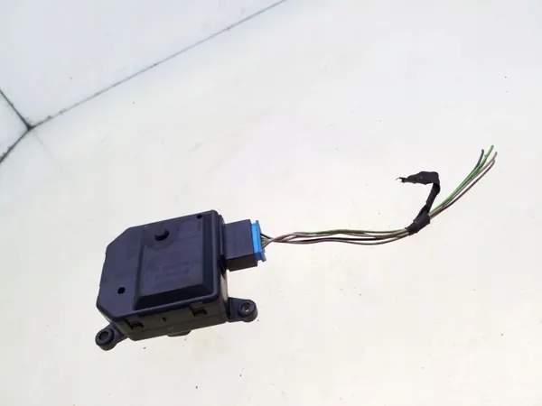 OEM 309368301AE Compuerta de ventilación para Seat Ibiza III image 2