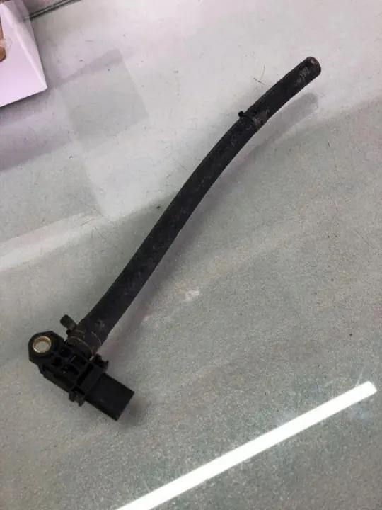 Ford DPF-trycksensor HC3A96824AC 2.0L diesel image 3