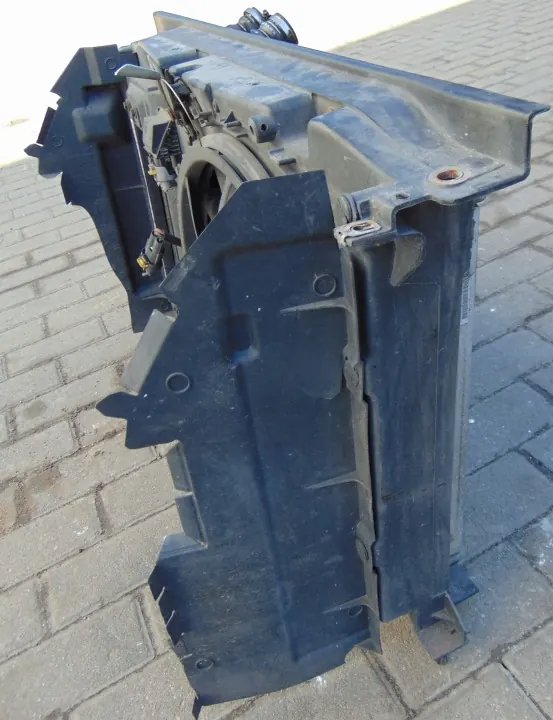 Suporte de radiador dianteiro OEM 9646577680 para Peugeot 307 image 3