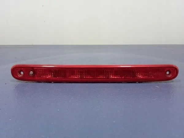 Ambit-984466- Troisième Feu Stop pour Citroen C1 image 2