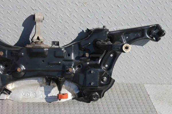 Brazos de suspensión delanteros OEM 62405-J9100 Hyundai Kona image 8