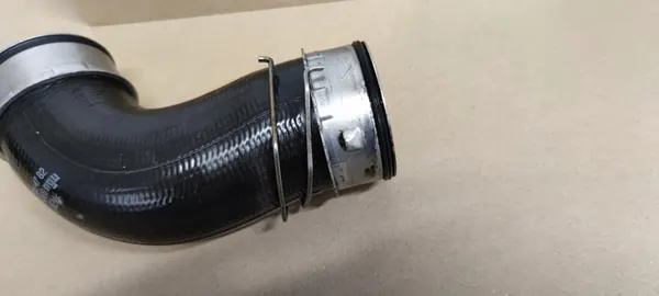 MERCEDES W211 2.2 CDI Luchtpijp image 4