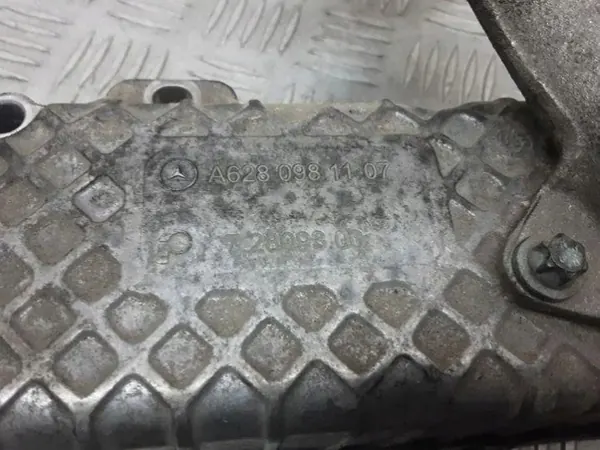 Colector de admisión OEM A6280981507 Mercedes-Benz S W220 image 3