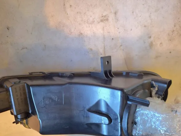 Farol de neblina Volkswagen OE 7C0 941 662 A image 10