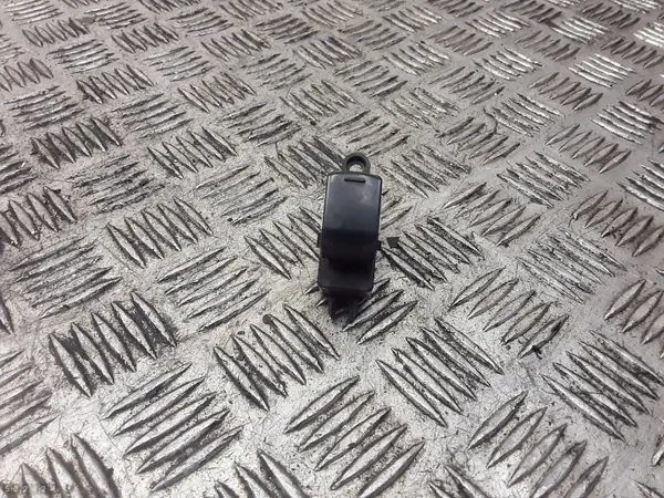 Interruptor Nissan Micra OEM AM-522424 - Usado image 2