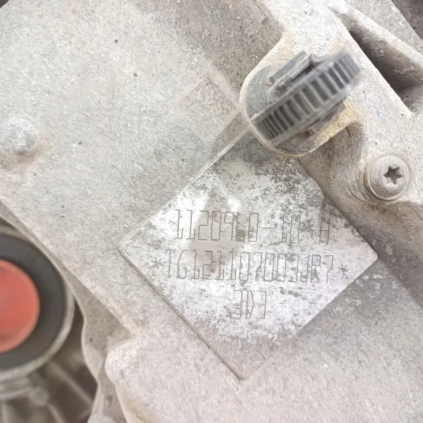 Tesla Model 3 Sähkömoottori OEM 112096010H image 10