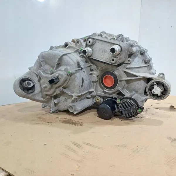 Tesla Model 3 Sähkömoottori OEM 112096010H image 3