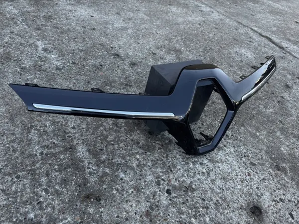 Estrutura da grade dianteira Renault Kadjar OEM 623103685R image 2