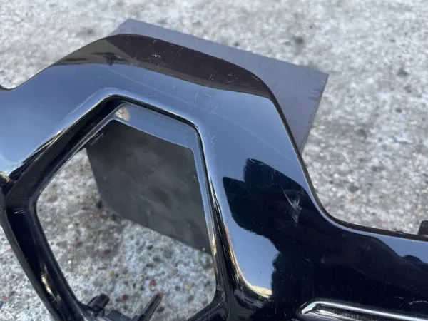 Estrutura da grade dianteira Renault Kadjar OEM 623103685R image 7