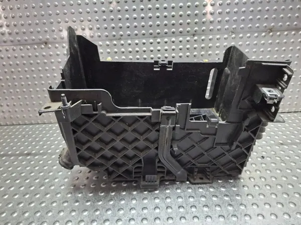 Accubak basis OEM S26301197 voor Renault Trafic III image 4