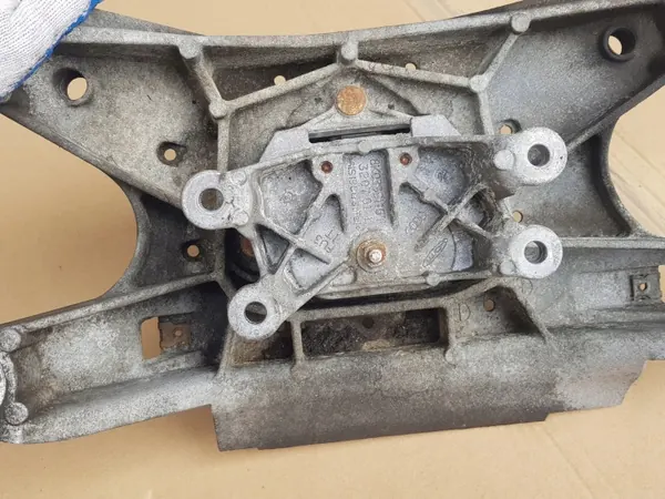 Soporte de Caja OEM TDI TFSI para Audi A4 B8 image 6
