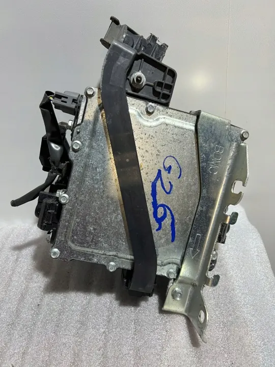 Mazda CX-30 Spänningsomvandlare OEM EWVCBHTJ2233 image 7