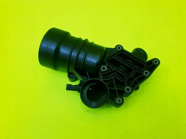 Base de carcasa filtro aceite OEM 059115389T Audi Q7 image 7